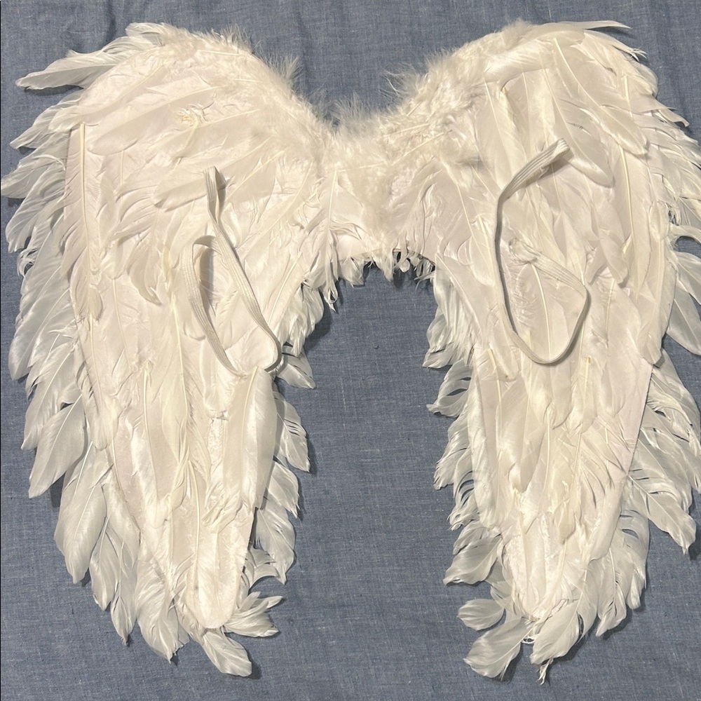 SHEIN White Feather Angel Wings